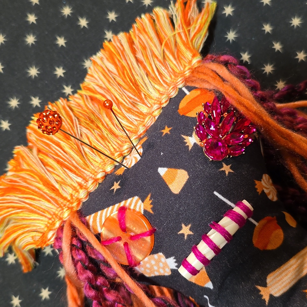 VOODOO DOLL - Picture 2 of 4